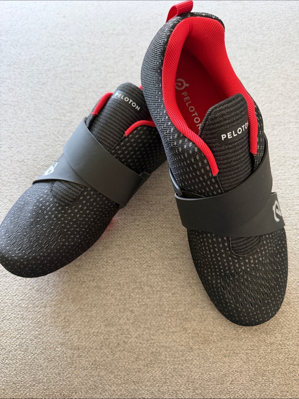 Peloton Unisex Black/Red Athletic Training Shoes Women’s size 10 or Men’s 8.5